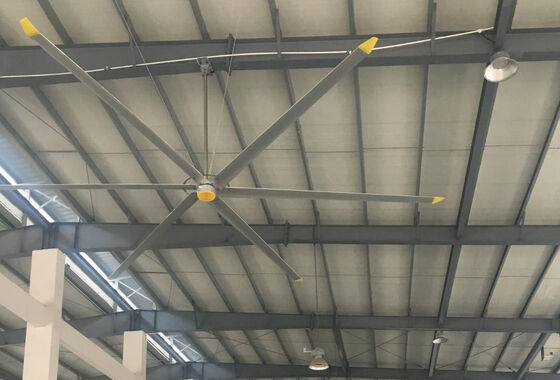 Dobra cena. Wentylator PMSM z łopatką aluminiową zasilany silnikiem synchronicznym z magnesami trwałymi, zazwyczaj o sprawności powyżej 85%, zoptymalizowany do zastosowań przemysłowych w Internecie